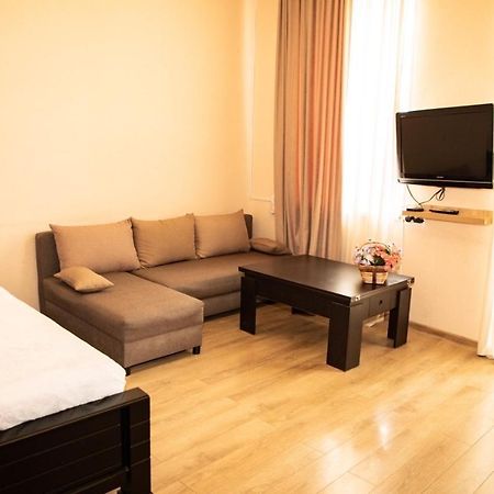 Natali Hotel Tbiliszi Kültér fotó